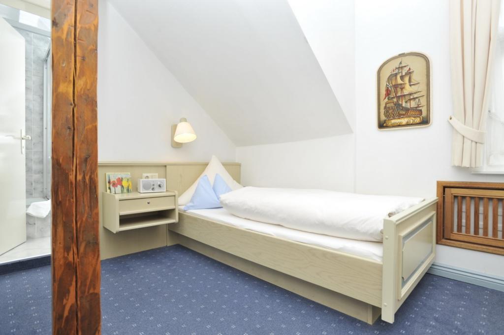 Hotel Friesenhof Wenningstedt-Braderup Room photo
